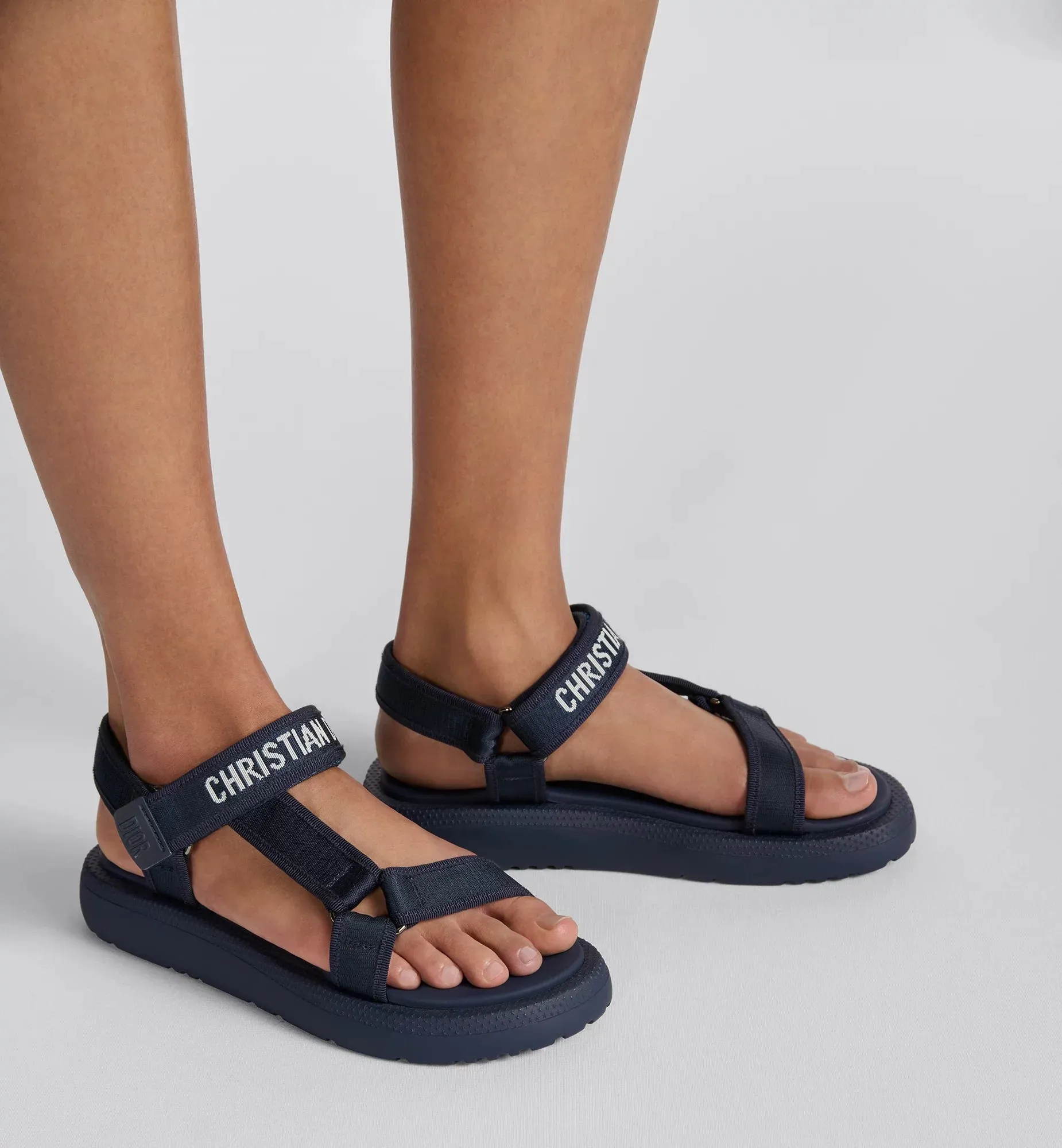 D-Wave modern Sandal