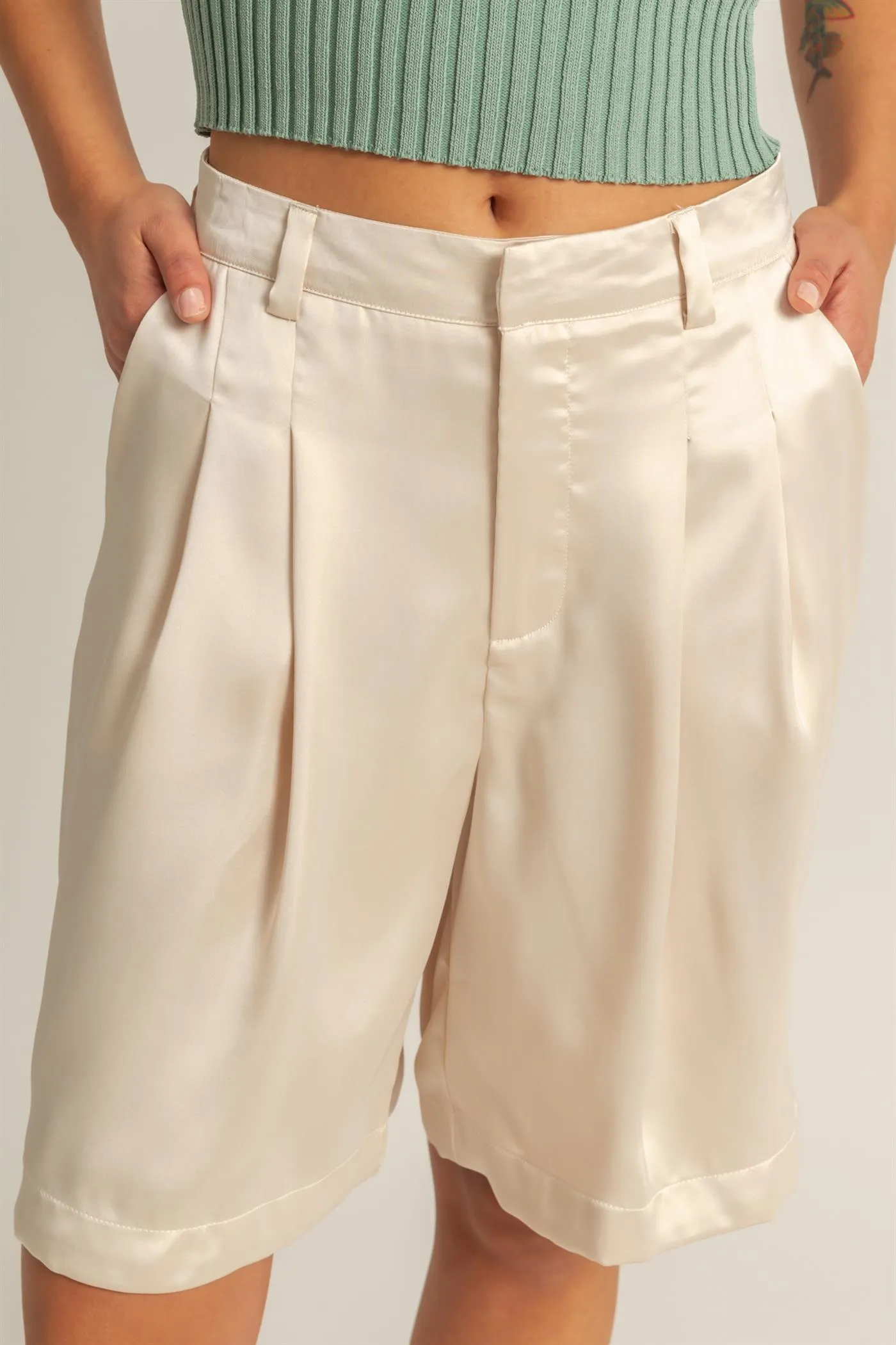 DZ24E149-High-Waist Pleated Satin Shorts