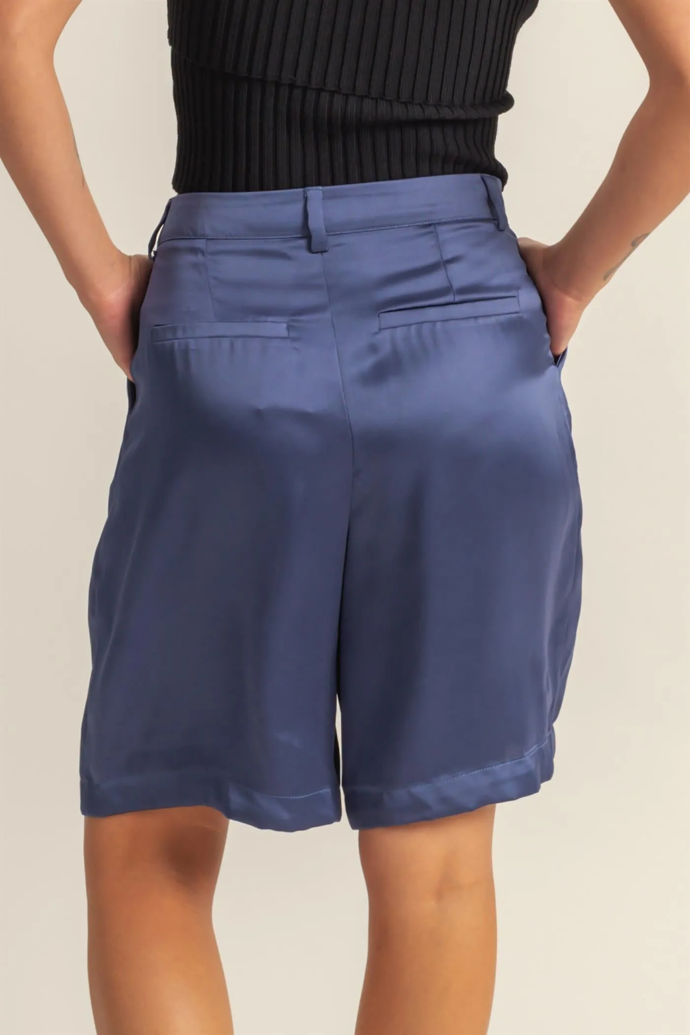 DZ24E149-High-Waist Pleated Satin Shorts