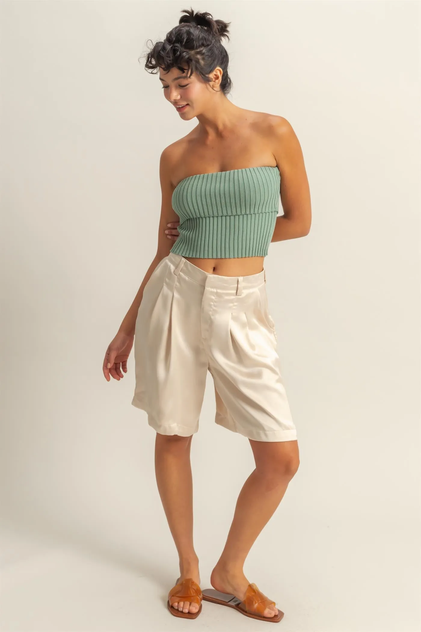 DZ24E149-High-Waist Pleated Satin Shorts
