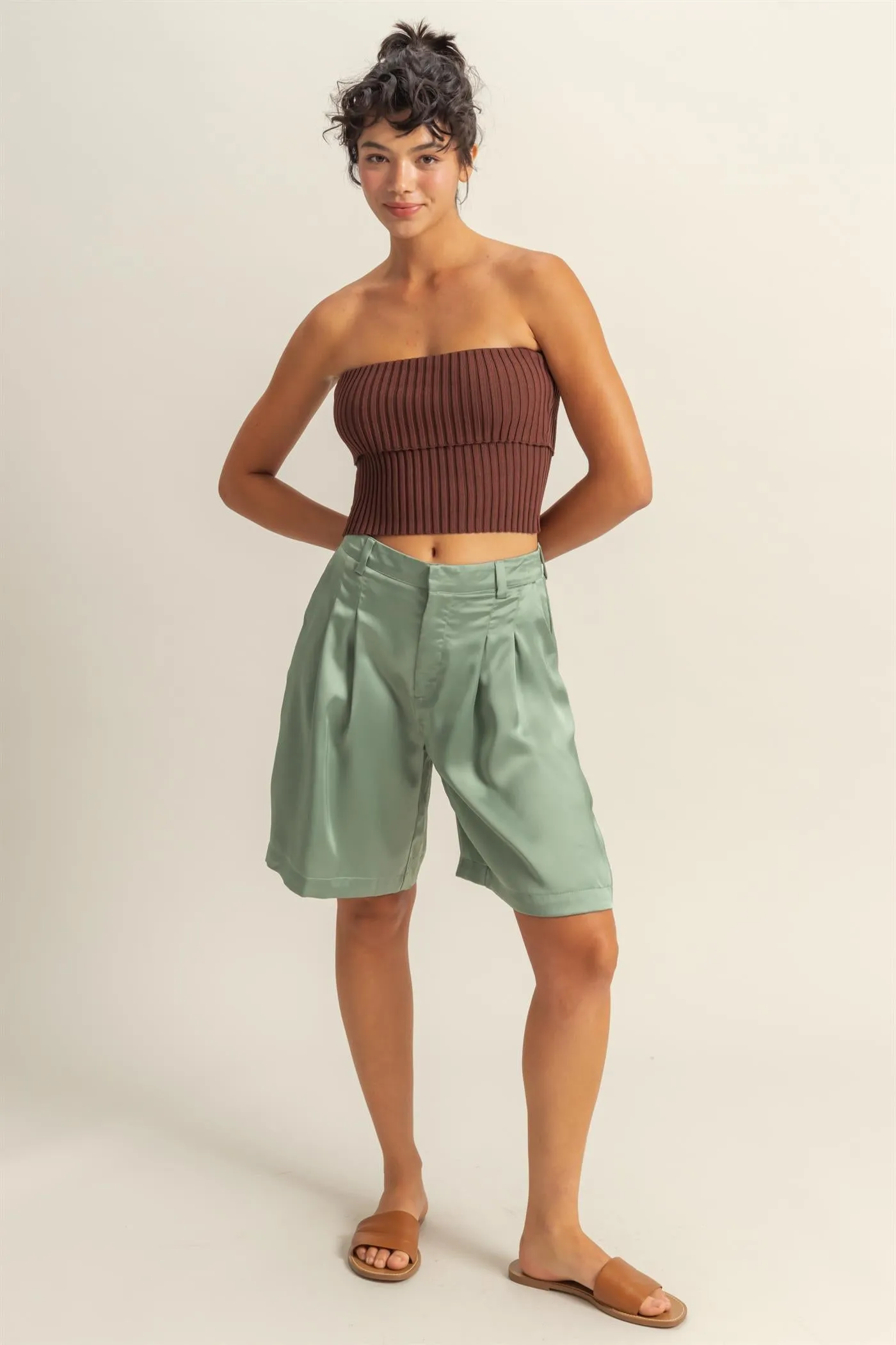 DZ24E149-High-Waist Pleated Satin Shorts