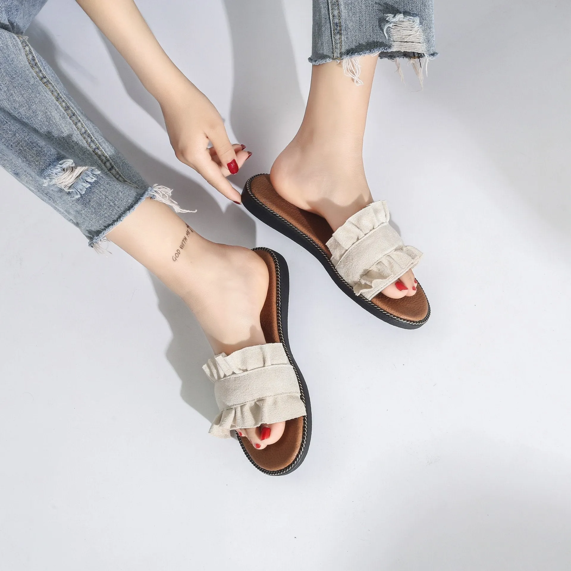 Fungus Lace Slippers Female Small Fresh Flat Sandals and Slippers