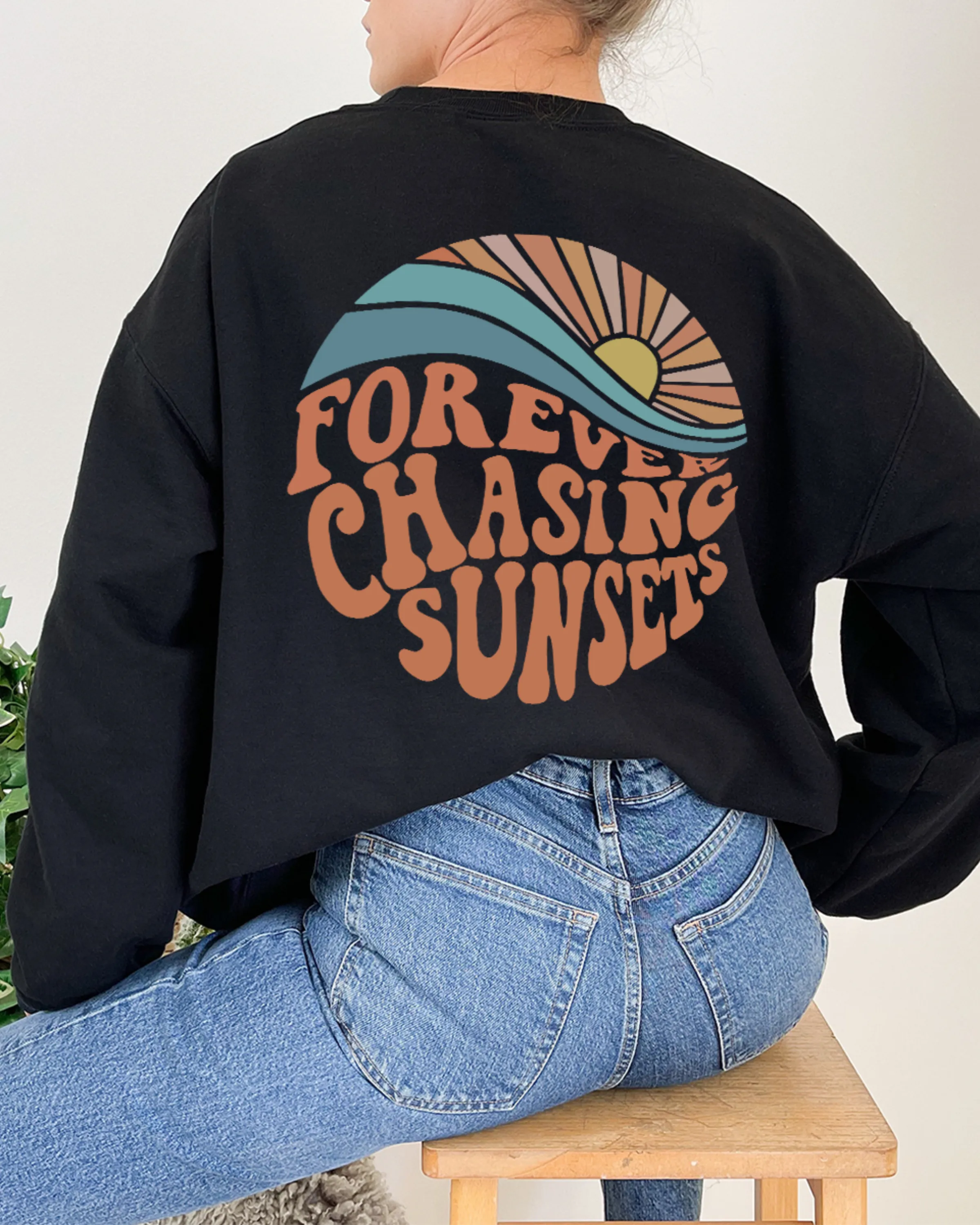 Ivyshape | Crewneck Forever Chasing Sunsets