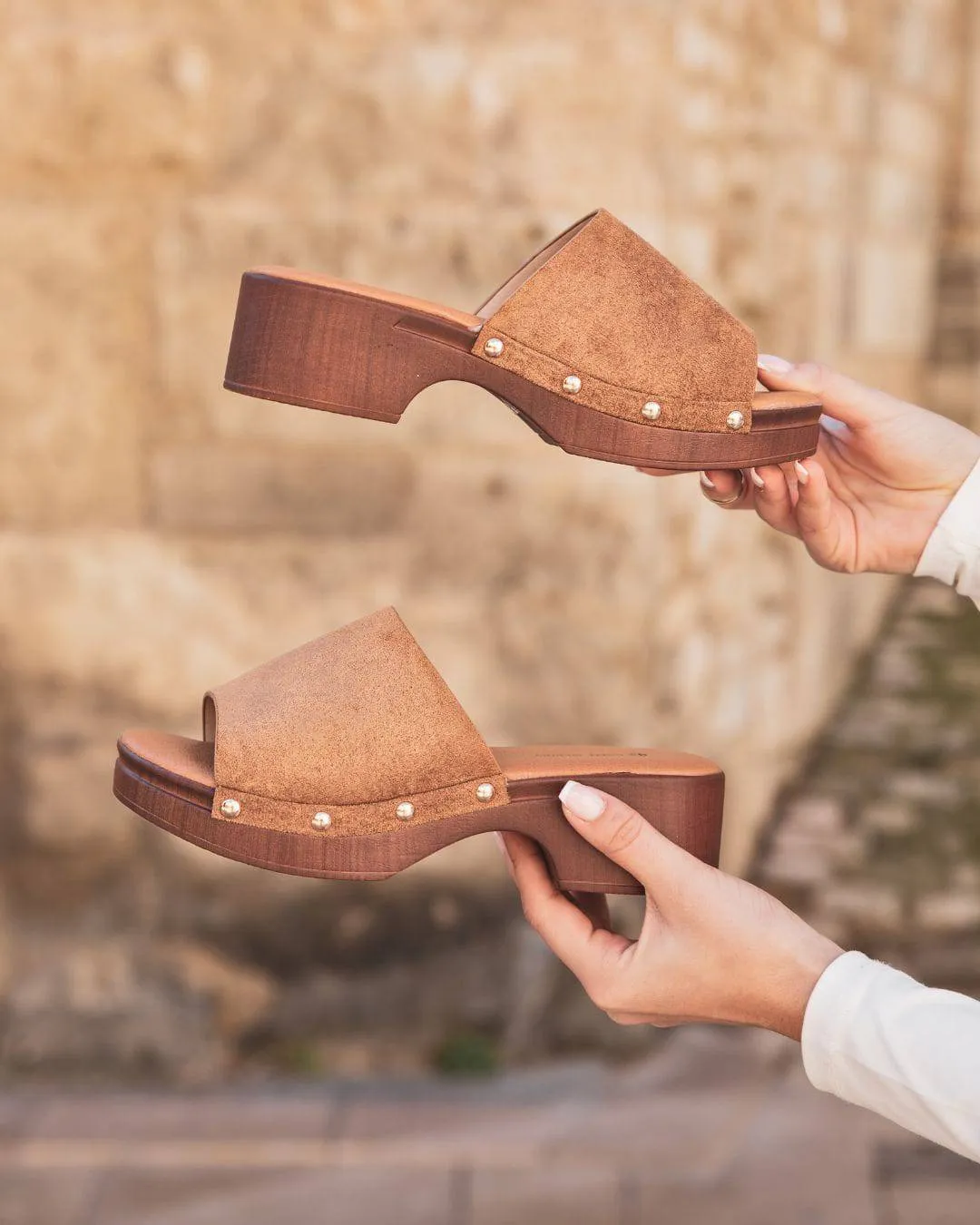 Sandale femme talon carré mule camel - Vanessa