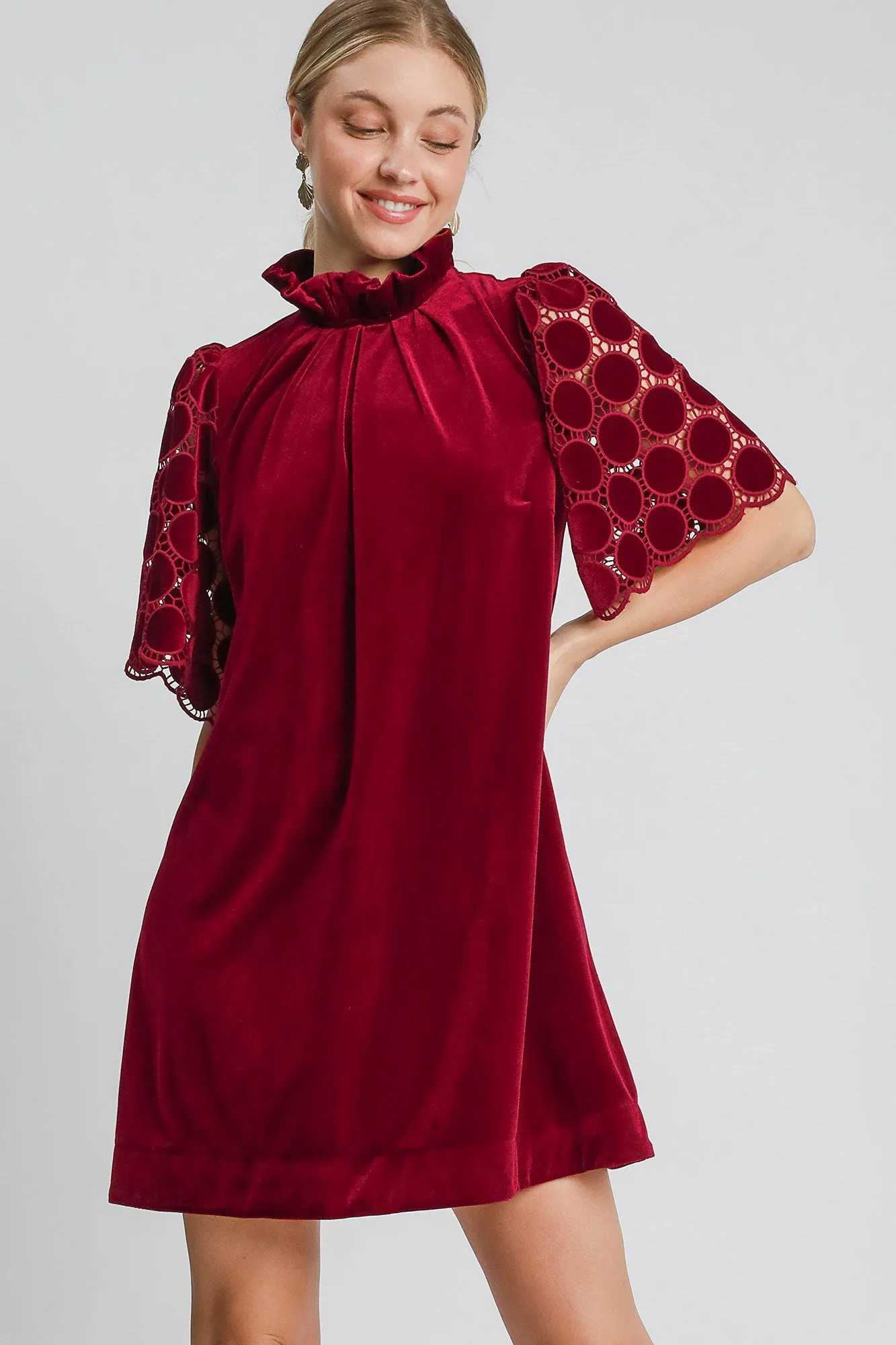 Umgee Burgundy Dotted Lace Half Sleeve Mock Neck Back Tie Velvet Dress